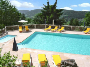 Chalet charmant au Tholy avec piscine partagée